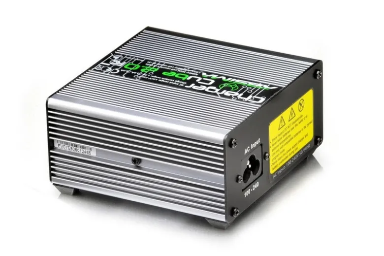 Absima 4000033Ladegerät Cube 2.0 LiPo / NiMh 5A 50W