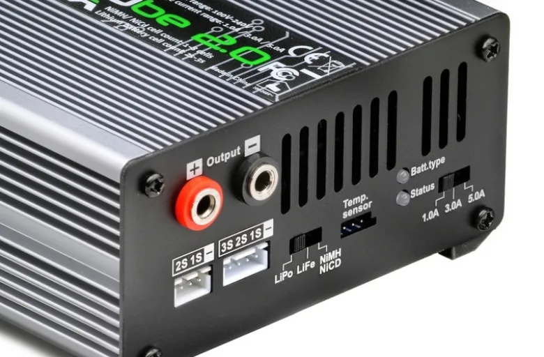 Absima 4000033Ladegerät Cube 2.0 LiPo / NiMh 5A 50W
