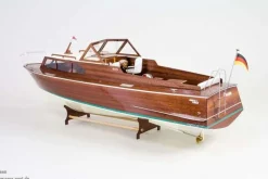 aero-naut 308000Queen Sportboot Komplettbausatz 1:8