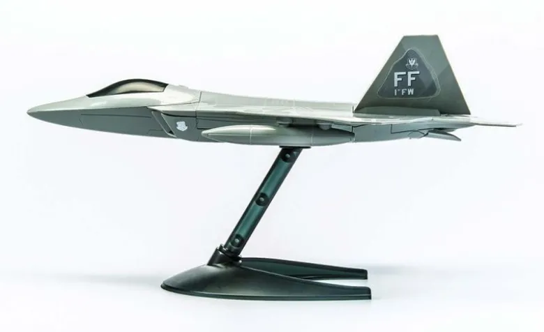 Airfix J6005QUICKBUILD F-22 Raptor Plastikbausatz ohne Kleben