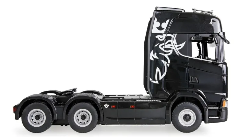 AMEWI 22760Scania 770 S Zugmaschine 6x4 1:18 RTR schwarz