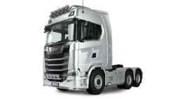 AMEWI 22714Scania 770 S Zugmaschine 6x6 1:14 RTR silber
