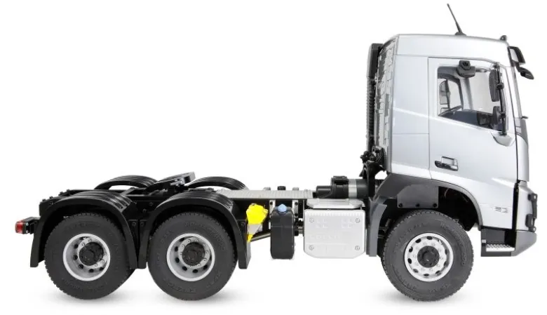 AMEWI 22753Volvo FMX E013 Zugmaschine 6x4 1:14 RTR silber 100% RTR