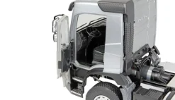 AMEWI 22753Volvo FMX E013 Zugmaschine 6x4 1:14 RTR silber 100% RTR