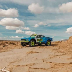 ARRMA ARA2104T2MOJAVE GROM MEGA 380 Brushed 4x4 Small Desert Truck RTR inkl. Akku & Ladegerät - blau/weiß