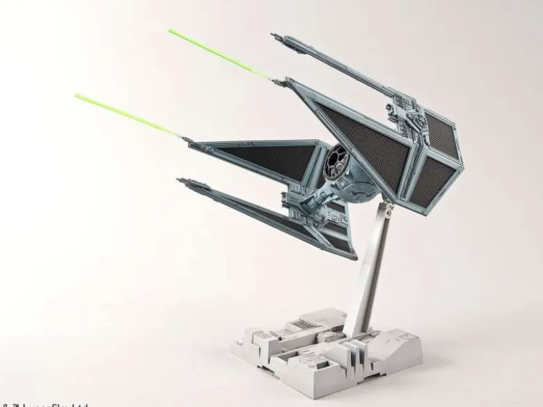 Bandai 01212Star Wars Mandalorian 'Tie Interceptor' Bausatz 1:72
