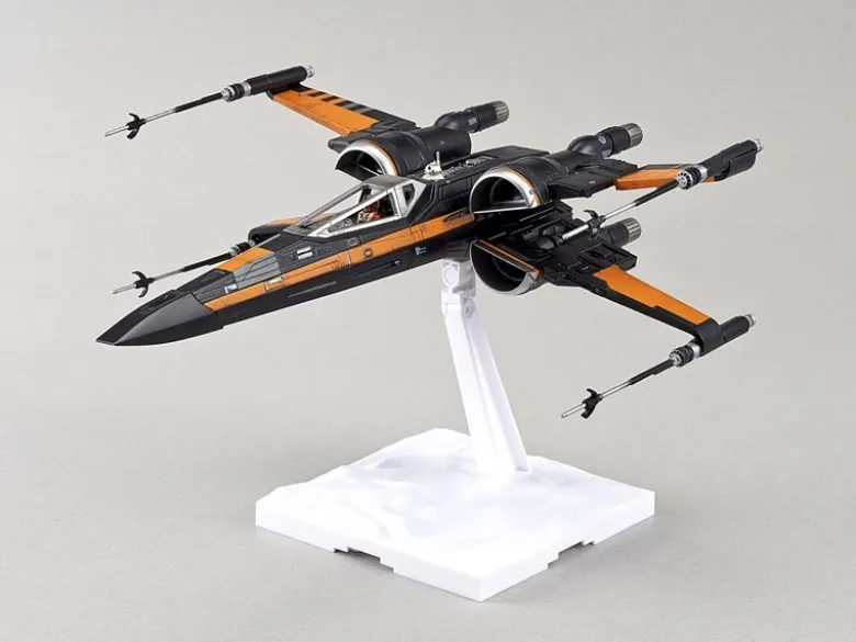 Bandai 01216Star Wars Poe's X-Wing Fighter Modellbausatz 1:72