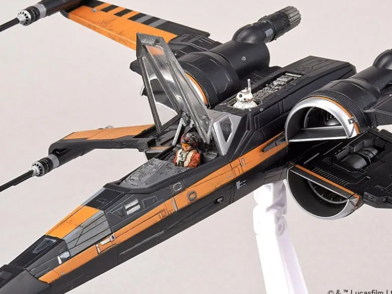 Bandai 01216Star Wars Poe's X-Wing Fighter Modellbausatz 1:72