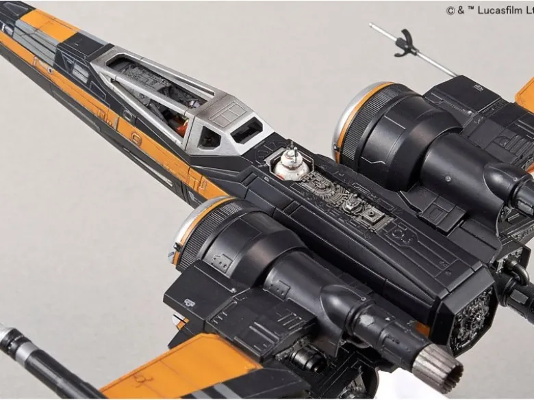 Bandai 01216Star Wars Poe's X-Wing Fighter Modellbausatz 1:72