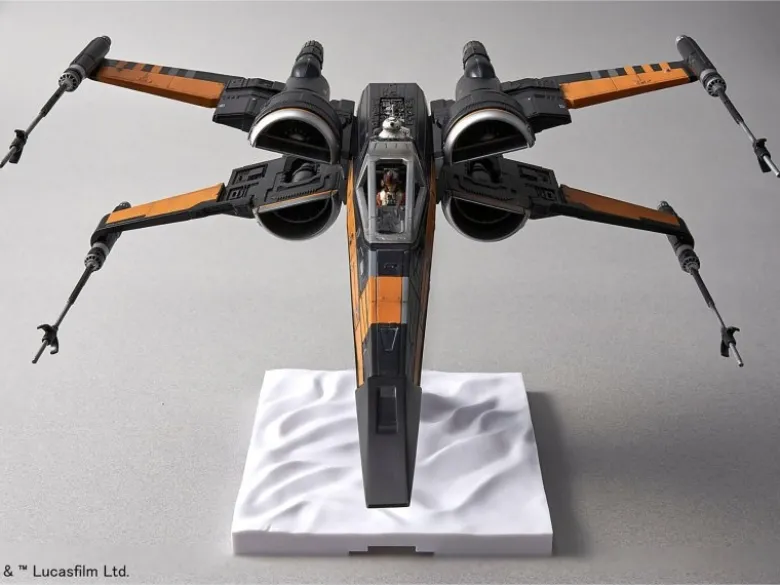 Bandai 01216Star Wars Poe's X-Wing Fighter Modellbausatz 1:72