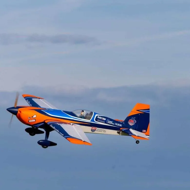 E-flite EFL05050Extra 330 SC 3D 1,3m BNF Basic mit AS3X und Safe Select