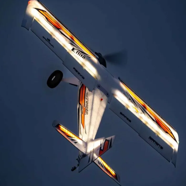 E-flite EFL013850Night Timber X Evolution 1.2m BNF Basic mit AS3X+ und SAFE
