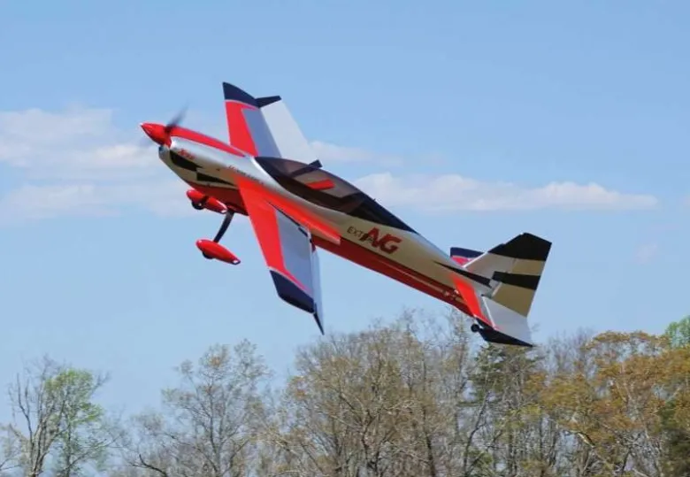 Extreme Flight A421-R/SExtra NG 60'' rot / silber Kunstflugzeug 1524mm ARF