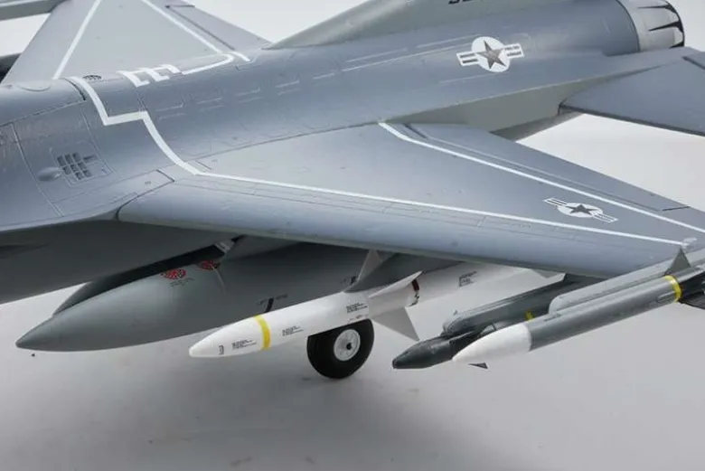 FMS FMS146PGYF16 EDF 64 PNP grau - 74 cm