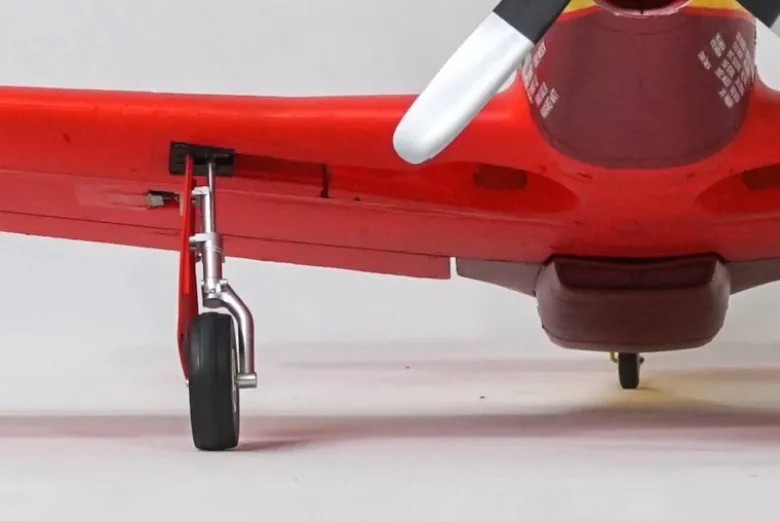 FMS FMS134PP-51 Dago Red PNP - 110 cm