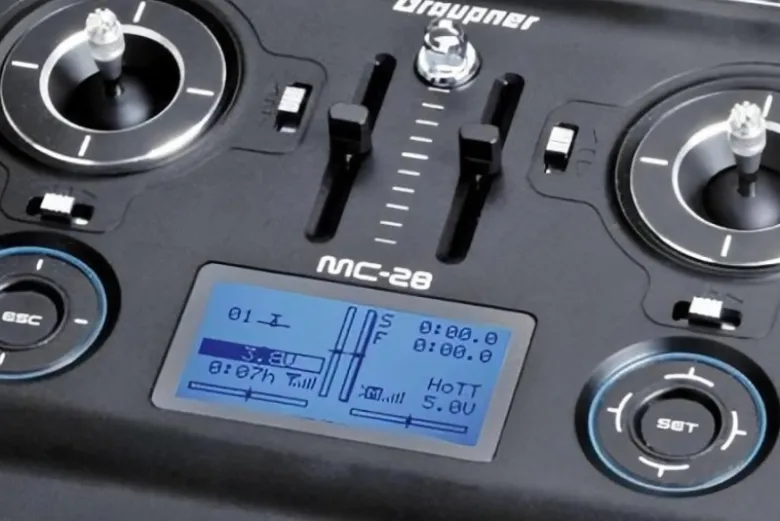 Graupner 33028.77mc-28 Sender HoTT 2.4GHz Fernsteuerung 16 Kanäle mit Koffer