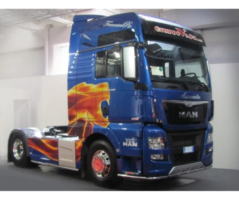 Italeri 3916MAN TGX XXL D38 E6 Edition 1:24 Modellbausatz