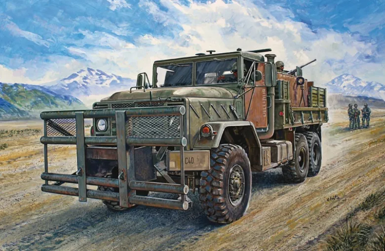 Italeri 6513M923 Hillbilly Gun Truck, Bausatz, 1:35