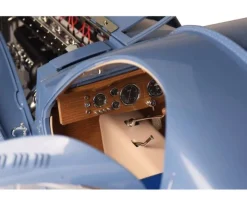 IXO 520010108Bugatti 57 SC Metall Standmodellbausatz - 515 Teile Hochdetaillierter Standmodellbausatz mit Lichtfunktion