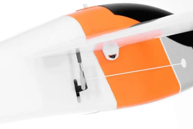 Kavan KAV02.8097Twisty 1512mm ARF - Orange