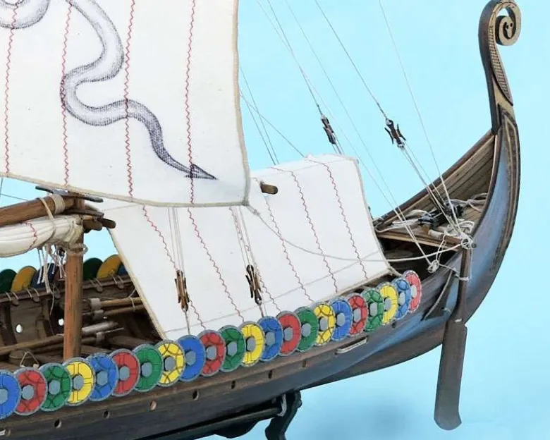 Mantua 800772Wikingerschiff Dreki 1:40 Baukasten