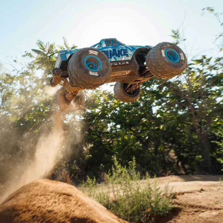 NEUARRMA ARA4437T2QUAKE 4S DSC 1:8 4X4 RTR Brushless Monster Truck Weiß/Blau