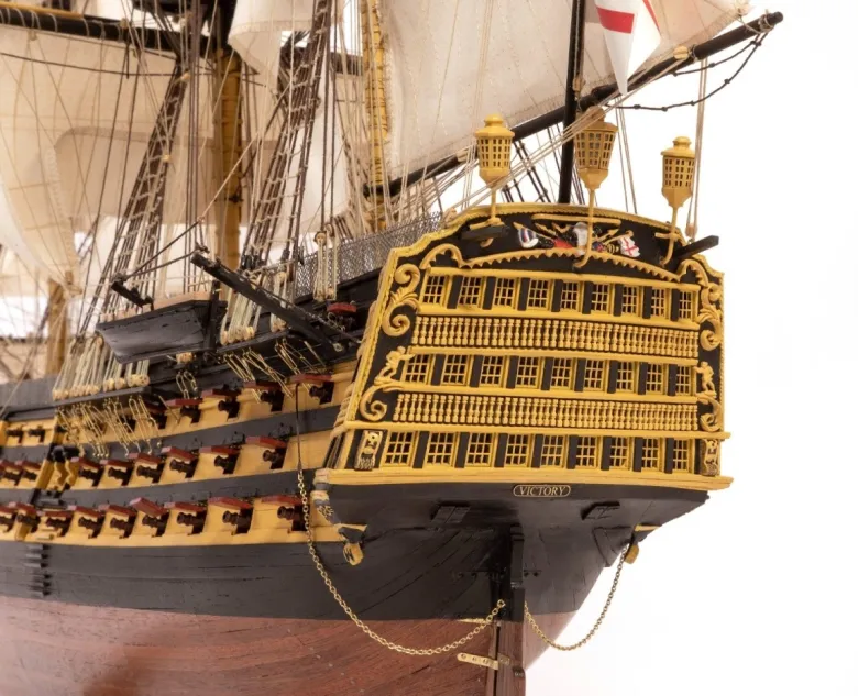 NEUOcCre OC15008HMS Victory 1:87 Schiffsbausatz