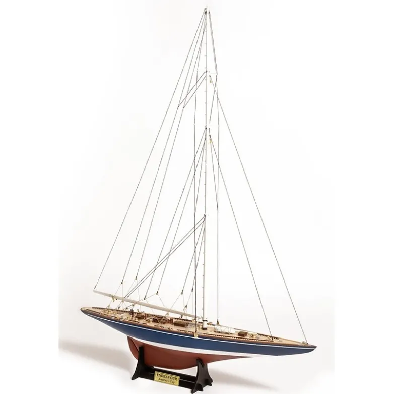 OcCre OC12013Endeavour America's Cup Schiffsmodell 1:75