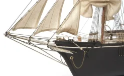 OcCre OC12008Endurance 1:70 Schiffsbausatz