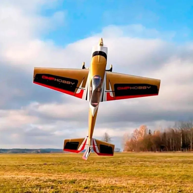 OMP Hobby OMPP011GLB67'' Extra NG ARF - Goldene 1700mm