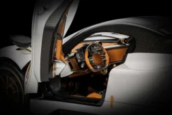 POCHER HK123Pagani Utopia Coupé 1:8 Bianco Perla Bausatz, 556 Teile