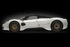 POCHER HK123Pagani Utopia Coupé 1:8 Bianco Perla Bausatz, 556 Teile