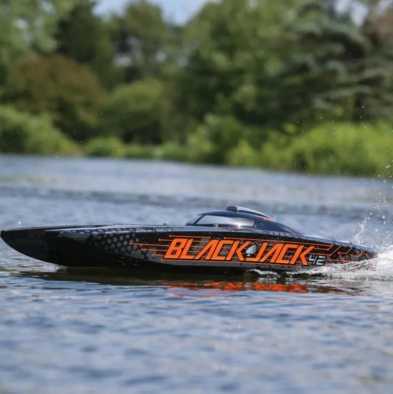 Pro Boat PRB08043T1Blackjack 42'' 8S Brushless Catamaran RTR: Schwarz/Orange