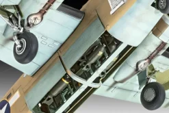 Revell 03831B-24D Liberator Bausatz 1:48