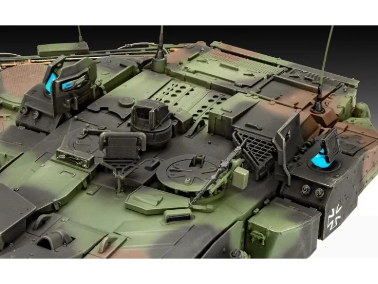 Revell 03360Leopard 2A7A1, Bausatz 1:35