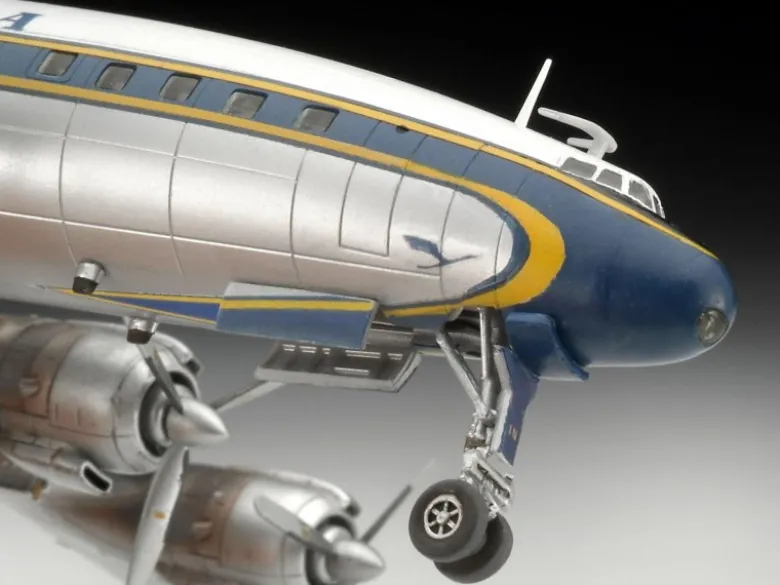 Revell 03745Lockheed L-1049G Super Constellation, Bausatz 1:144