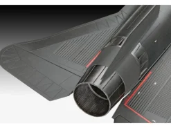 Revell 03751Lockheed SR-71B Blackbird, Bausatz 1:48