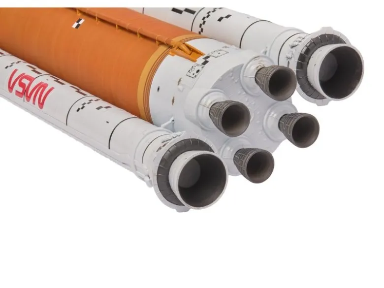 Revell 03760NASA Artemis Space Launch System (SLS)) Modellbausatz 1:144