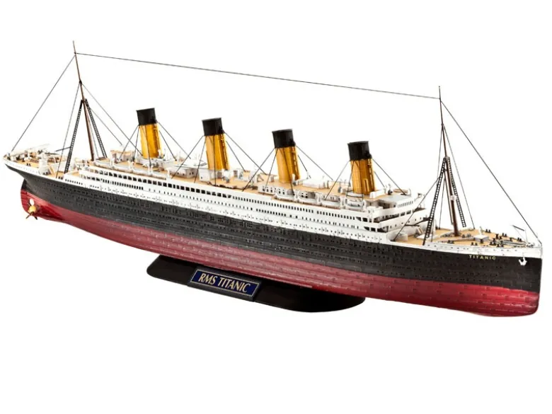 Revell 05210R.M.S. TITANIC 1:700