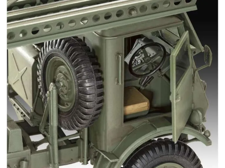 Revell 03338W.O.T. 8 BM-13-16 Katyusha/Cargo Modellbausatz 1:35