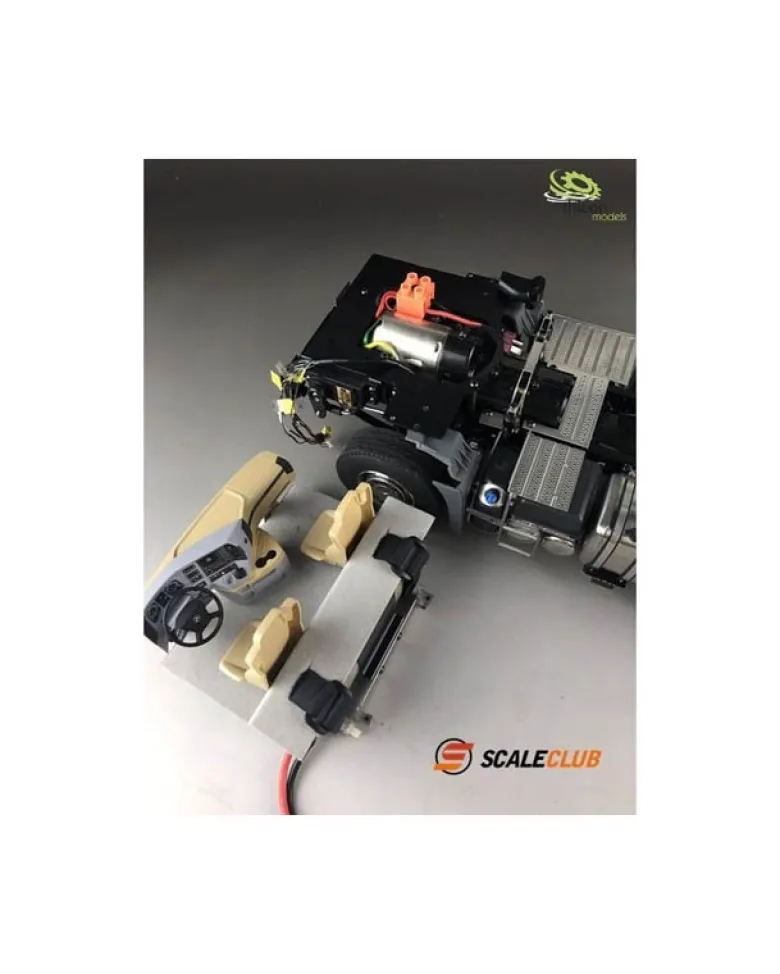 ScaleClub 501701:14 Bodenblech mit Servo- und Akkuhalter für Tamiya Arocs