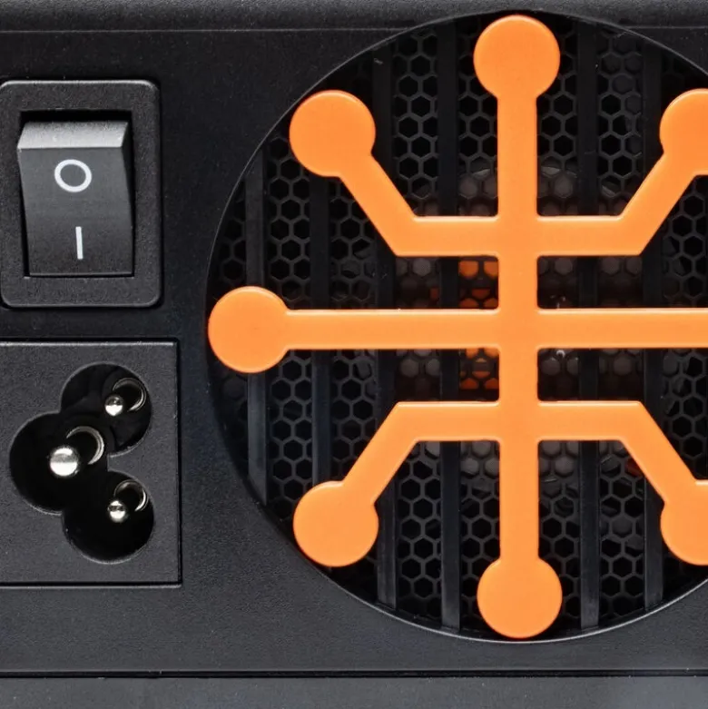 Spektrum SPMXC2020IS1200 G2 AC 1x200W Smart Ladegerät International