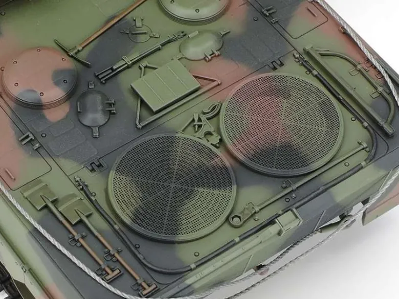 Tamiya 25207BW KPz Leopard 2 A6 (3) Ukraine, Plastikbausatz, 1:35