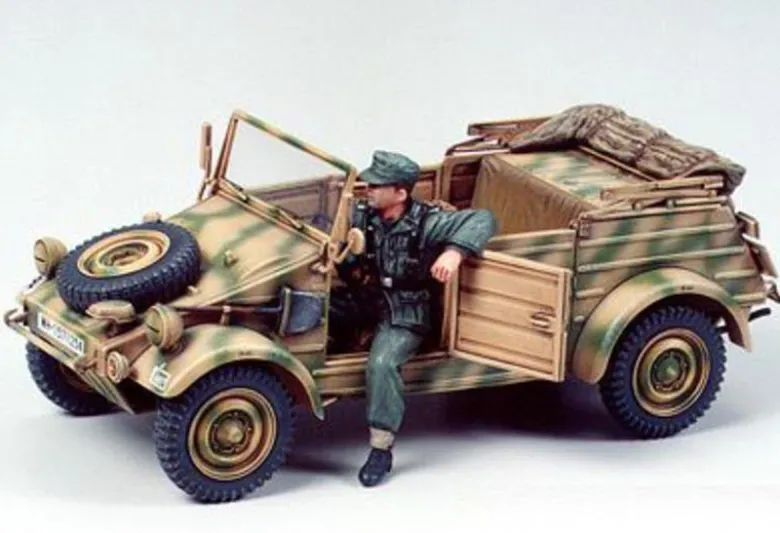 Tamiya 35213Deutscher KÜBELWAGEN TYPE 82 1:35