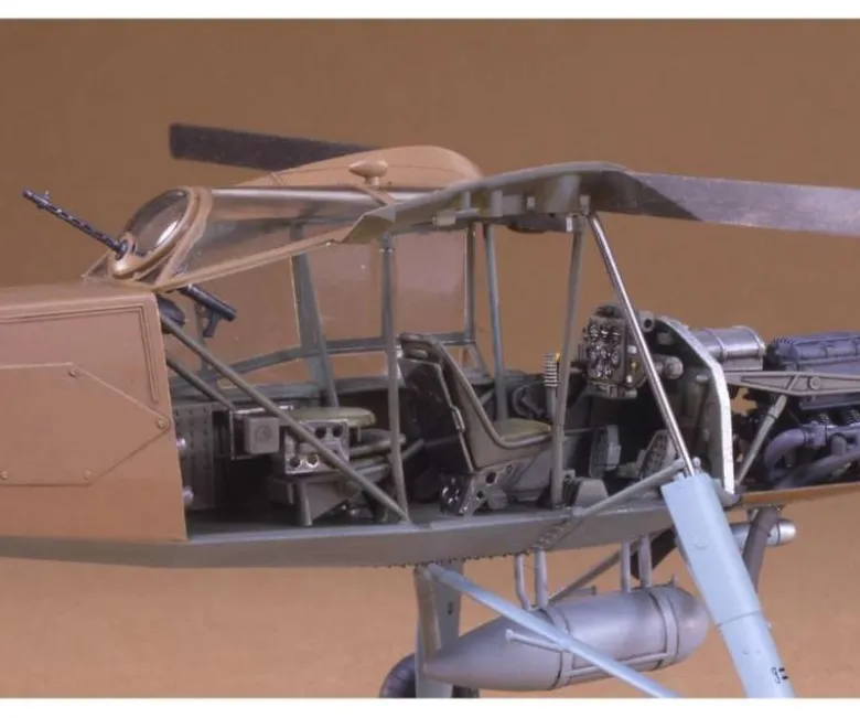 Tamiya 61100Dt. Fieseler FIL156C Storch, Plastikbausatz, 1:48