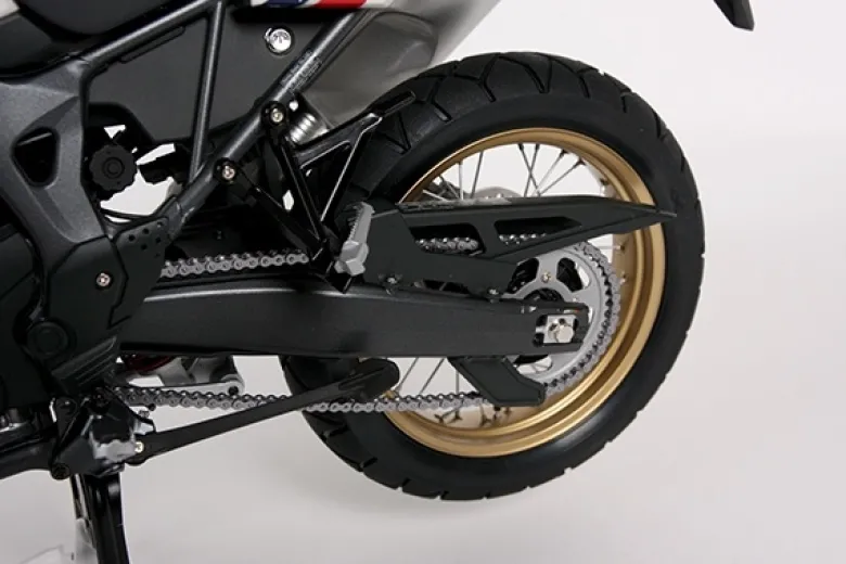 Tamiya 16042HONDA CRF 1000L Africa Twin Enduro 1:6 Motorrad Bausatz