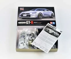 Tamiya 24300Nissan GT-R Strassenversion, Plastikbausatz, 1:24