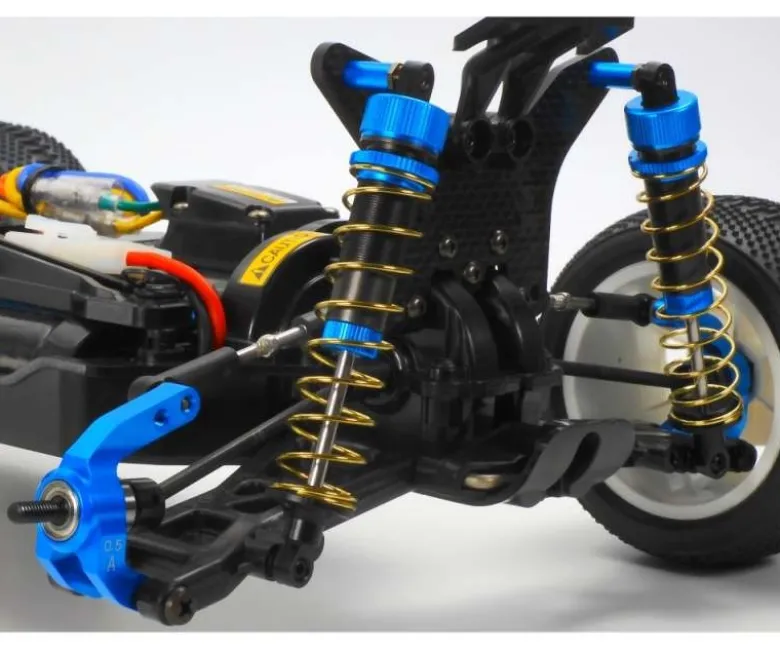 Tamiya 58717TT-02BR 4WD Buggy 1:10 Tuning Kit inkl. Karosserie mit Tuningteilen im Wert von über 250 Euro