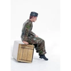 Torro 222285115Figur Fahrer sitzend 1/16 für Panzermodelle
