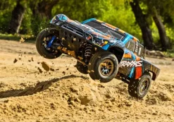 Traxxas 68277-4ORNGSlash 4x4 Clipless VXL Ultimate Brushless 1/10 SC RTR,orange inklusive Tuningteile im Wert von über 170 Euro verbaut